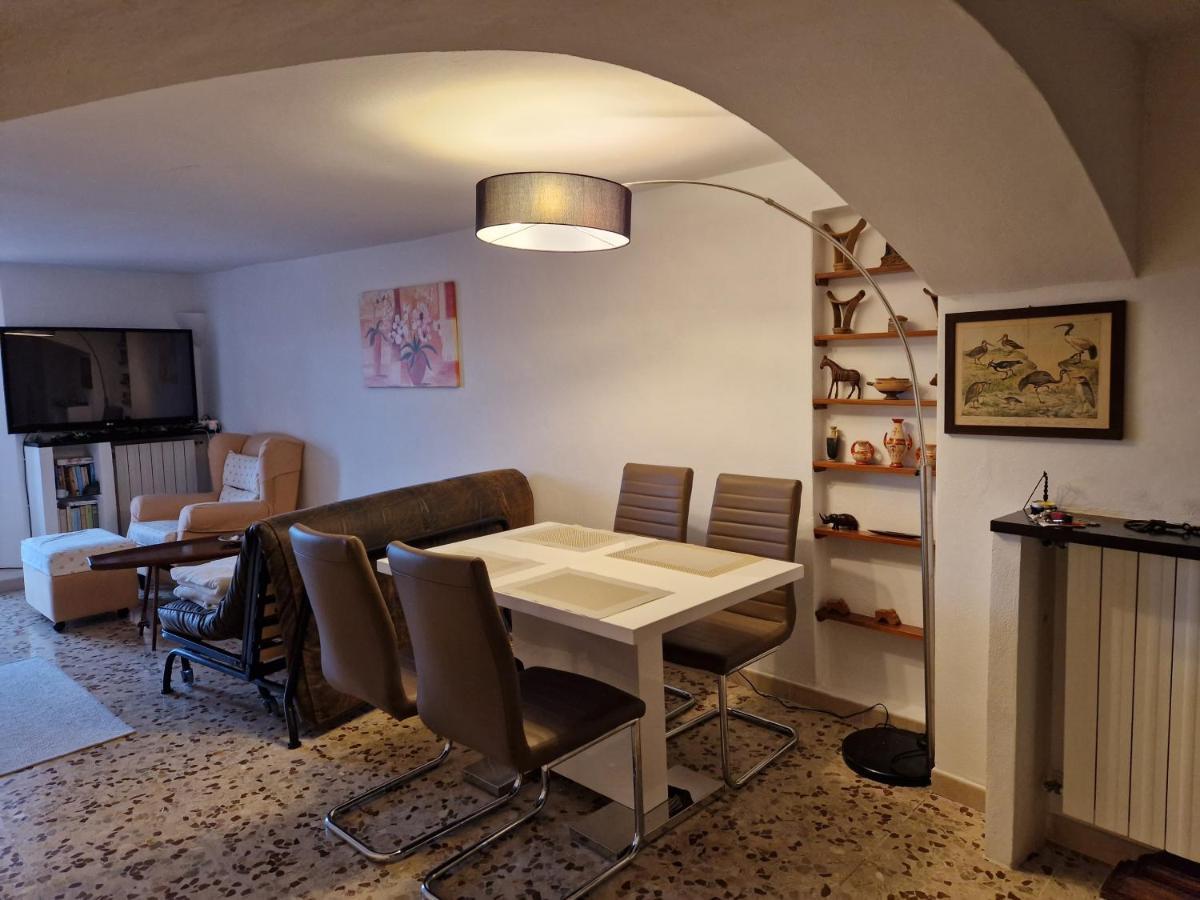Casa Del Gufo Lejlighed Perinaldo Eksteriør billede